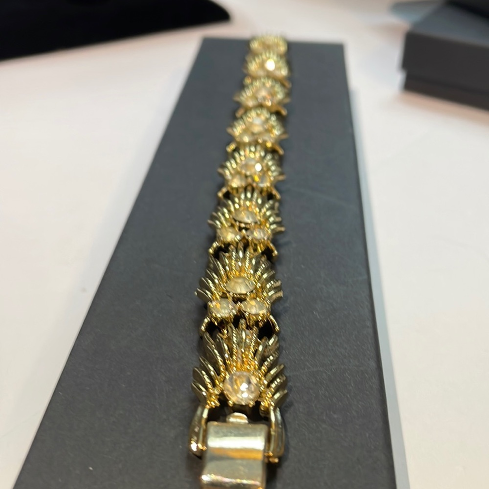 Coro 7” Vintage Bracelet